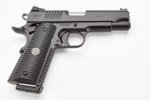 acpcom45a573b.jpg WILSON COMBAT ACP 9MM 4.25" 10+1 BLK AMBI